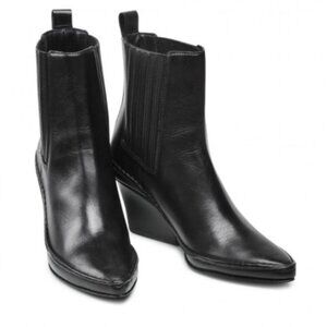 NEW Tory Burch booties black leather